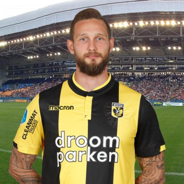 与其他选手 与其他选手