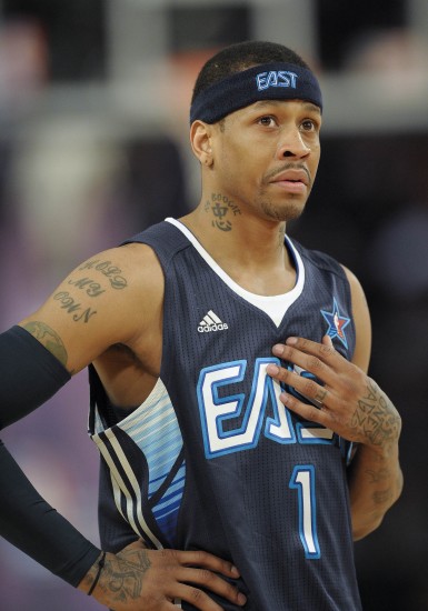 再到耳朵 再到耳朵