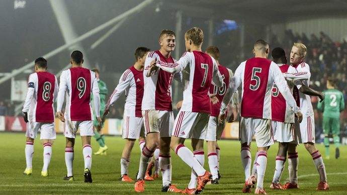 一支被誉为 一支被誉为